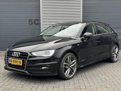 Zwart Gebruikt 2016 Audi A3 Sportback Sport Hatchback | € 8.250 (Eerlijke prijs)