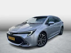 Grijs Gebruikt 2024 Toyota Corolla Hybrid Stationwagen | € 29.999