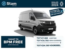 Noir nacré (zwart metallic) Nieuw 2024 Renault Master Van | € 33.854 (Goede deal)