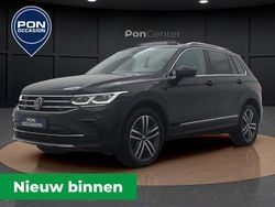 Zwart Gebruikt 2022 VW Tiguan Elegance SUV | € 33.950 (Eerlijke prijs)