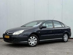 Grijs Gebruikt 2005 Citroën C5 Exclusive Hatchback | € 3.445