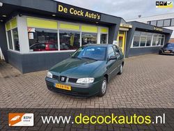 Groen Gebruikt 2000 Seat Cordoba Stella Sedan | € 1.250