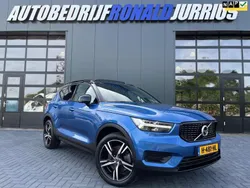Blauw, metallic lak Gebruikt 2020 Volvo XC40 R-Design SUV | € 30.450 (Iets duurder)