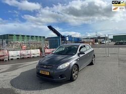 Grijs Gebruikt 2011 Kia ProCeed Hatchback | € 2.540 (Eerlijke prijs)