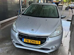 Zilver Gebruikt 2012 Peugeot 208 Hatchback | € 2.200 (Goede deal)