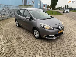 Grijs Gebruikt 2013 Renault Grand Scénic III MPV | € 5.250 (Eerlijke prijs)