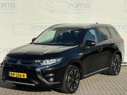 Zwart Gebruikt 2016 Mitsubishi Outlander P-HEV Edition SUV | € 18.900 (Iets duurder)