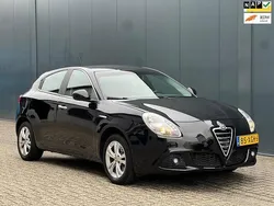 Zwart Gebruikt 2012 Alfa Romeo Giulietta Hatchback | € 7.950 (Eerlijke prijs)