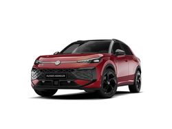 Flame red met zwart dak Nieuw 2025 VW T-Roc Edition SUV | € 46.099 (Iets duurder)