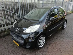 Zwart Gebruikt 2010 Peugeot 107 Hatchback | € 2.990 (Eerlijke prijs)