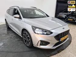 Grijs Gebruikt 2020 Ford Focus Business Edition Stationwagen | € 17.999 (Eerlijke prijs)