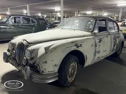 Wit Gebruikt 1968 Jaguar MK II Sedan | € 9.000