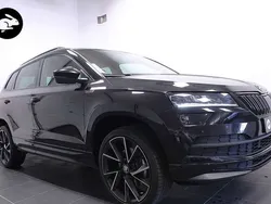 Zwart Gebruikt 2021 Skoda Karoq SportLine SUV | € 28.900 (Eerlijke prijs)