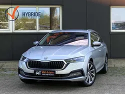 Grijs Gebruikt 2021 Skoda Octavia Style Stationwagen | € 24.640 (Eerlijke prijs)