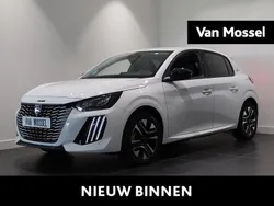 Wit Nieuw 2025 Peugeot 208 Allure Hatchback | € 28.140 (Goede deal)