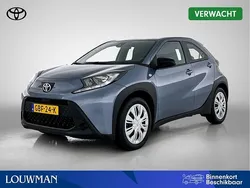 Grijs Gebruikt 2024 Toyota Aygo Play Hatchback | € 17.950 (Eerlijke prijs)