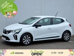 Wit Nieuw 2024 Mitsubishi Colt Intense Hatchback | € 19.735 (Super prijs)