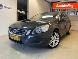 Grijs Gebruikt 2013 Volvo V60 Summum Stationwagen | € 7.995 (Eerlijke prijs)