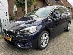Blauw Gebruikt 2017 BMW 218 Executive Stationwagen | € 15.950 (Eerlijke prijs)