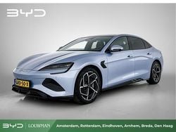 Blauw, metallic lak Gebruikt 2024 BYD Seal Design Sedan | € 37.950 (Eerlijke prijs)