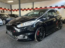 Zwart Gebruikt 2014 Ford Fiesta ST Hatchback | € 11.975 (Eerlijke prijs)