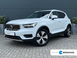 Wit Gebruikt 2022 Volvo XC40 Inscription SUV | € 34.900 (Eerlijke prijs)