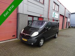 Zwart (metallic) Gebruikt 2008 Opel Vivaro Van | € 2.349 (Super prijs)