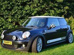 Zwart Gebruikt 2009 Mini Cooper Pepper Hatchback | € 4.950 (Eerlijke prijs)