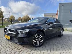 Zwart Gebruikt 2020 Mercedes A250 Business Hatchback | € 26.000 (Goede deal)