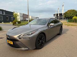 Grijs Gebruikt 2022 Toyota Mirai Executive Sedan | € 28.950