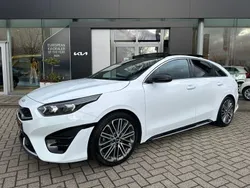 Wit Gebruikt 2022 Kia ProCeed Hatchback | € 34.445 (Duur)