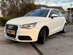 Wit Gebruikt 2010 Audi A1 Attraction Hatchback | € 6.500 (Iets duurder)