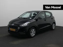 Zwart Gebruikt 2021 Hyundai i10 Comfort Hatchback | € 11.940 (Eerlijke prijs)