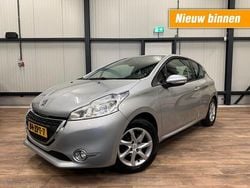 Grijs Gebruikt 2013 Peugeot 208 Envy Hatchback | € 4.390 (Goede deal)