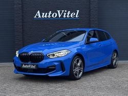 Blauw Gebruikt 2024 BMW 118 M Sport Hatchback | € 30.845