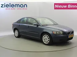 Blauw Gebruikt 2006 Volvo S40 Sedan | € 2.344 (Goede deal)