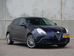 Blauw, metallic lak Gebruikt 2011 Alfa Romeo Giulietta Progression Hatchback | € 5.950 (Super prijs)