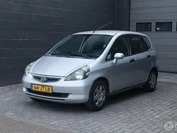 Grijs Gebruikt 2002 Honda Jazz LS Hatchback | € 1.995 (Eerlijke prijs)