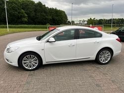 Wit Gebruikt 2012 Opel Insignia Edition Sedan | € 5.995 (Eerlijke prijs)