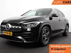 Zwart Gebruikt 2020 Mercedes GLA200 AMG line SUV | € 33.790 (Eerlijke prijs)