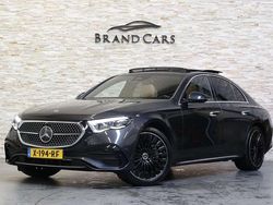 Grijs Gebruikt 2024 Mercedes E300 AMG line Sedan | € 59.999 (Duur)