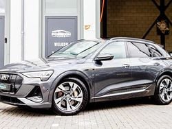 Grijs Gebruikt 2019 Audi e-tron S-Line SUV | € 28.950 (Duur)