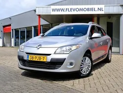 Grijs Gebruikt 2011 Renault Mégane GrandTour Expression Stationwagen | € 5.950 (Eerlijke prijs)