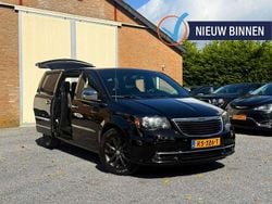 Zwart, metallic lak Gebruikt 2014 Chrysler Grand Voyager Limited MPV | € 29.900