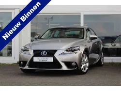 Lexus IS300