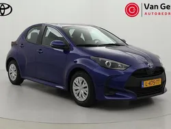 Blauw Gebruikt 2021 Toyota Yaris Active Hatchback | € 17.499 (Eerlijke prijs)