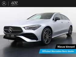 Zilver, metallic lak Nieuw 2025 Mercedes CLA250e Shooting Brake Business Stationwagen | € 56.947 (Iets duurder)