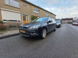 Zwart Gebruikt 2009 Ford Focus Hatchback | € 2.999 (Eerlijke prijs)