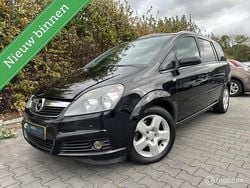 Zwart Gebruikt 2007 Opel Zafira Essentia MPV | € 1.950 (Goede deal)