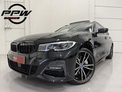 Zwart Gebruikt 2022 BMW 330 Shadowline Stationwagen | € 28.850 (Goede deal)